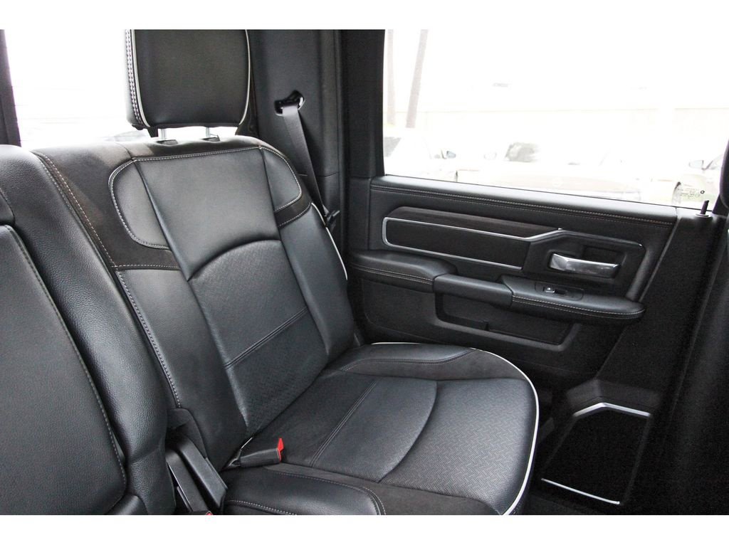Used 2025 RAM 2500 Laramie w/ Night Edition AWD/4WD image 10