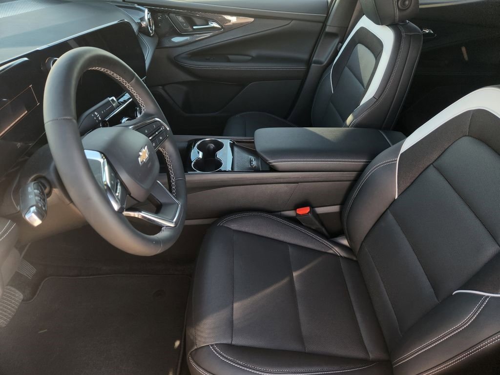 Used 2024 Chevrolet Blazer EV LT image 14