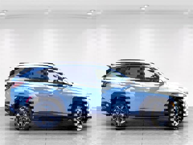 New 2025 Hyundai Tucson SEL image 2