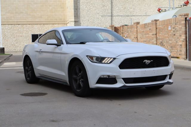 Used 2017 Ford Mustang Coupe RWD image 2