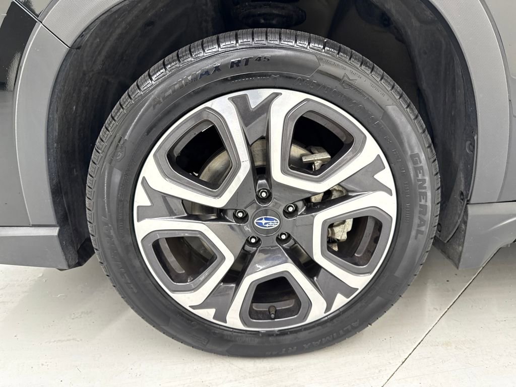 Certified 2023 Subaru Ascent Limited w/ Technology Package image 9