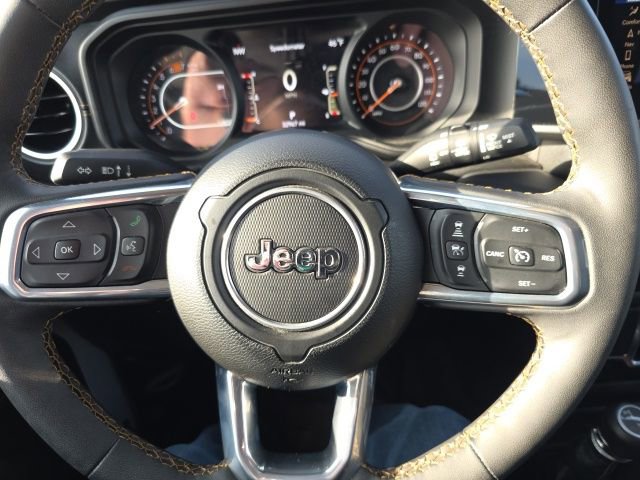 Used 2024 Jeep Wrangler Sahara w/ Technology Group image 16