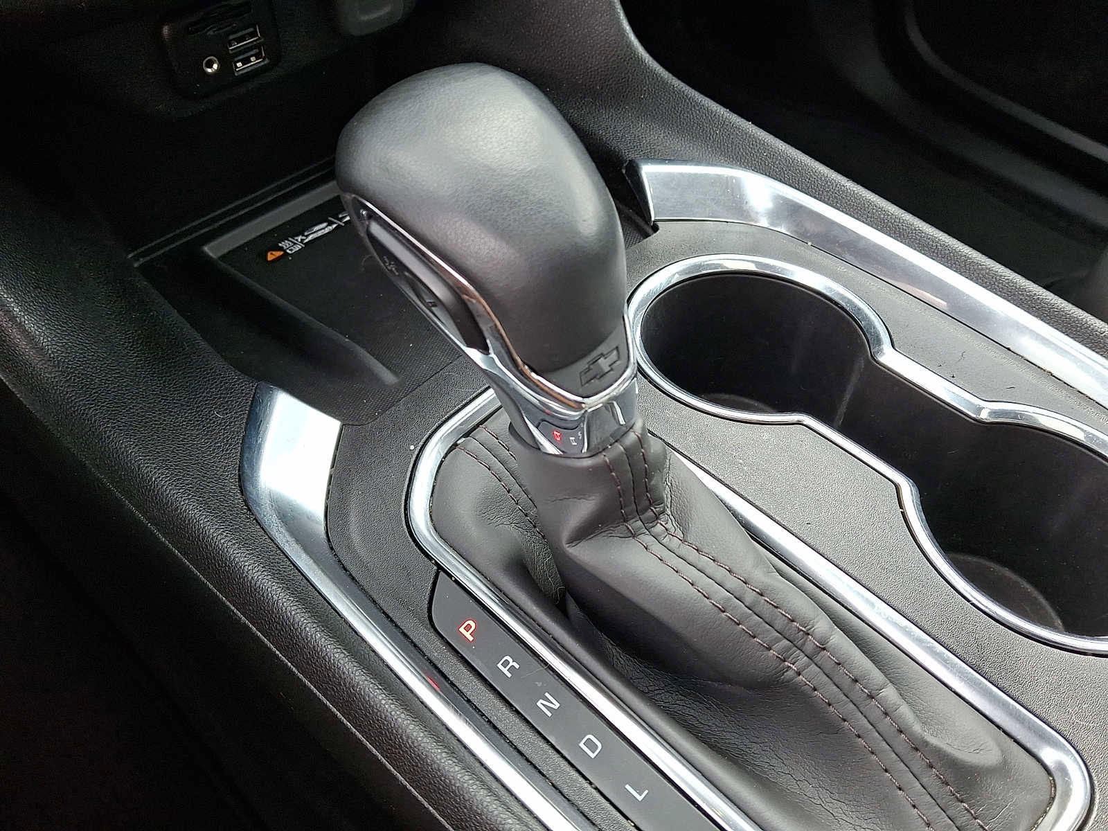 Used 2023 Chevrolet Traverse LT w/ LT Premium Package image 14