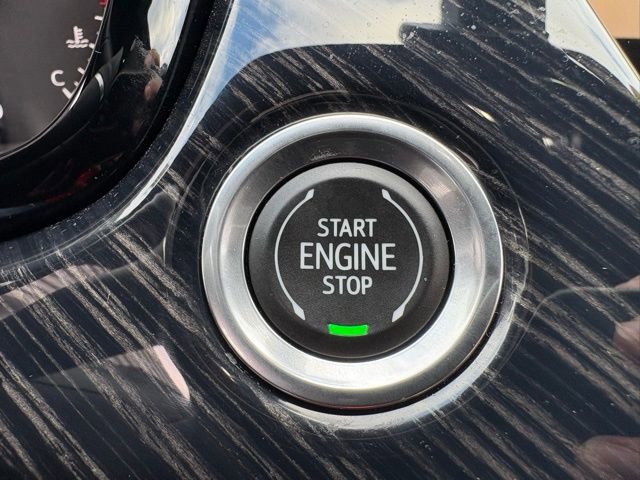 Used 2024 Cadillac XT6 Premium Luxury w/ Technology Package image 23