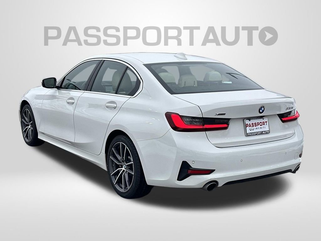 Used 2022 BMW 330i xDrive Sedan w/ Premium Package image 2