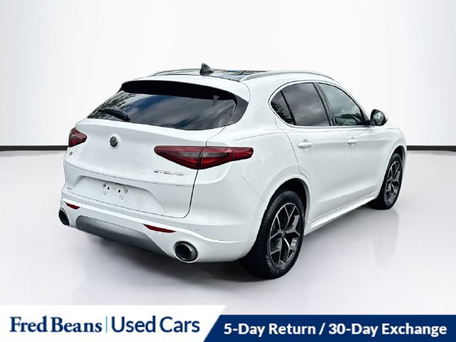 Used 2021 Alfa Romeo Stelvio Ti w/ Nero Edizione AWD/4WD image 10