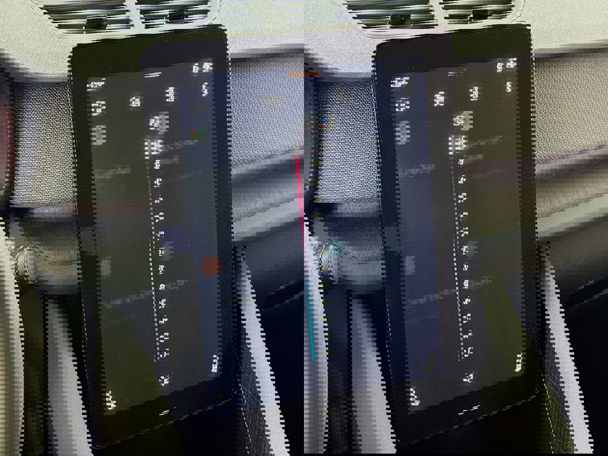 Used 2024 Polestar Polestar 2 image 17