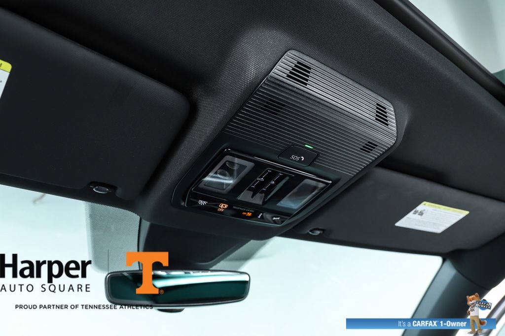 Used 2025 Volkswagen Atlas Cross Sport SEL Premium R-Line image 65