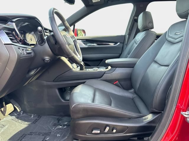 Certified 2024 Cadillac XT6 Premium Luxury w/ Technology Package AWD/4WD image 18