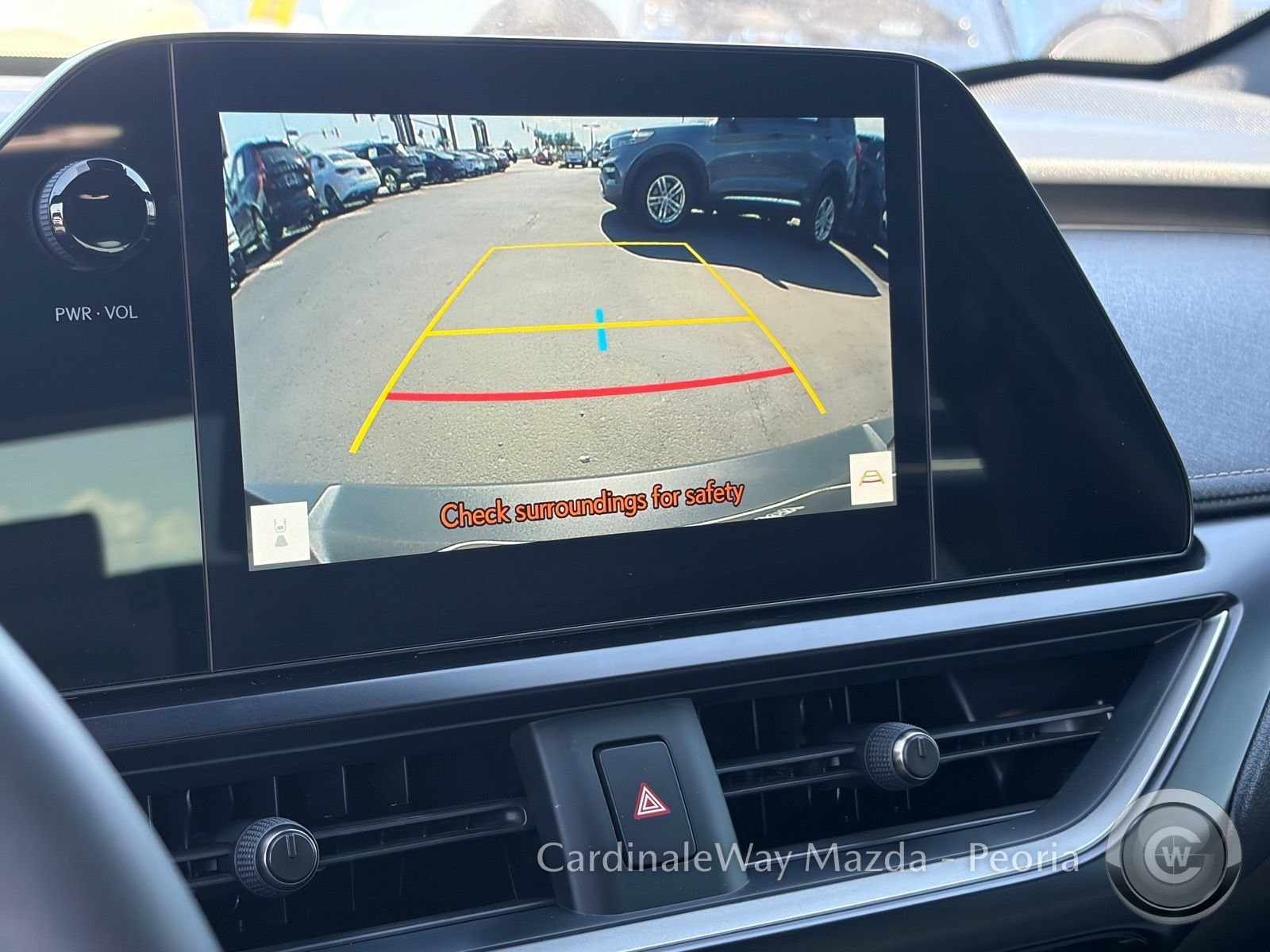 Used 2025 Lexus UX 300h FWD w/ Accessory Package (Z2) image 22