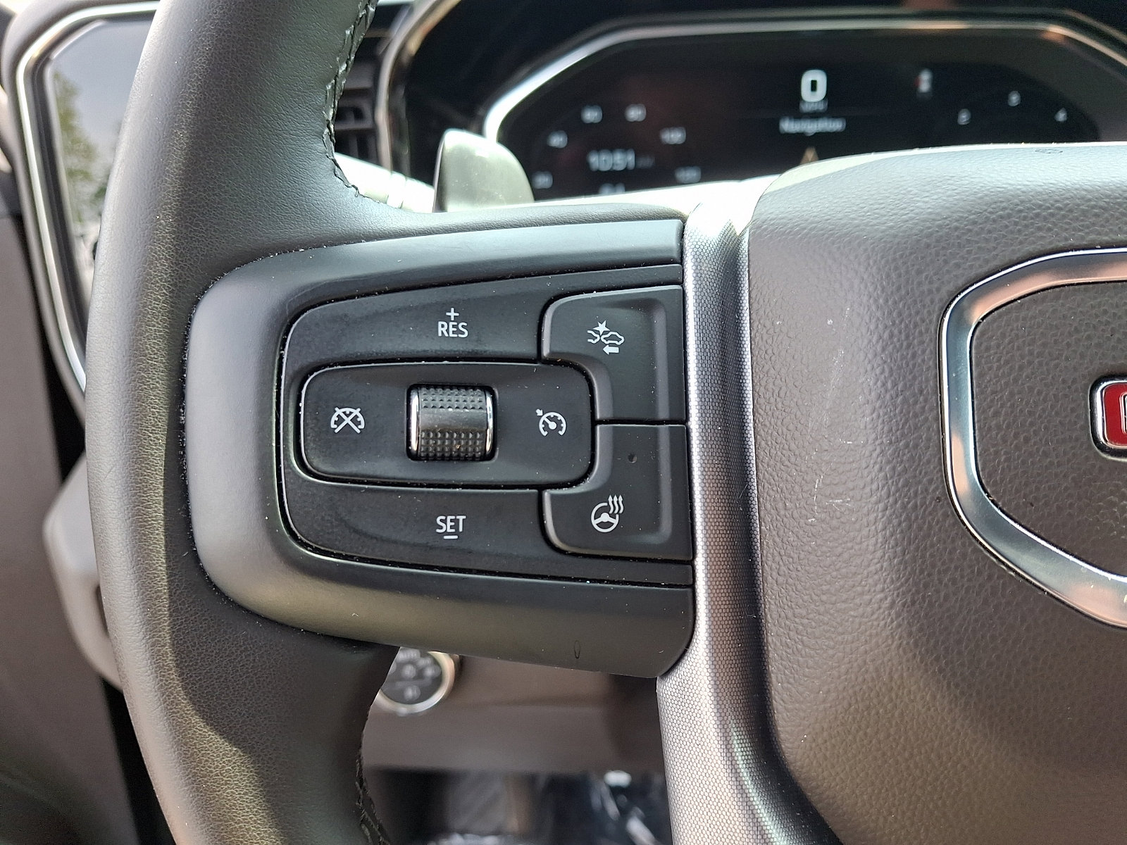 Used 2024 GMC Sierra 1500 SLT w/ SLT Premium Plus Package AWD/4WD image 20