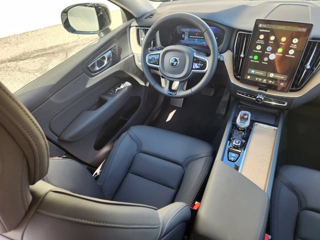 New 2026 Volvo XC60 B5 Plus w/ Climate Package AWD/4WD image 9