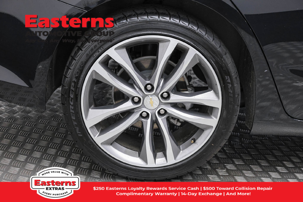 Used 2024 Chevrolet Malibu LT FWD image 33