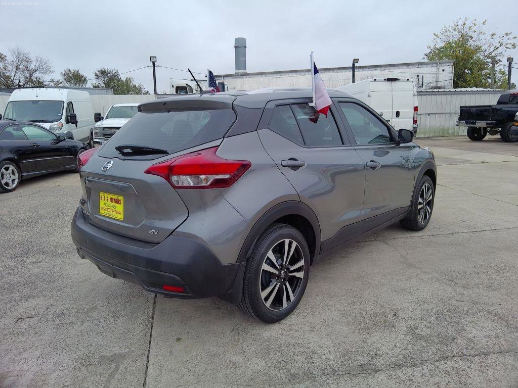 Used 2019 Nissan Kicks SV FWD image 8