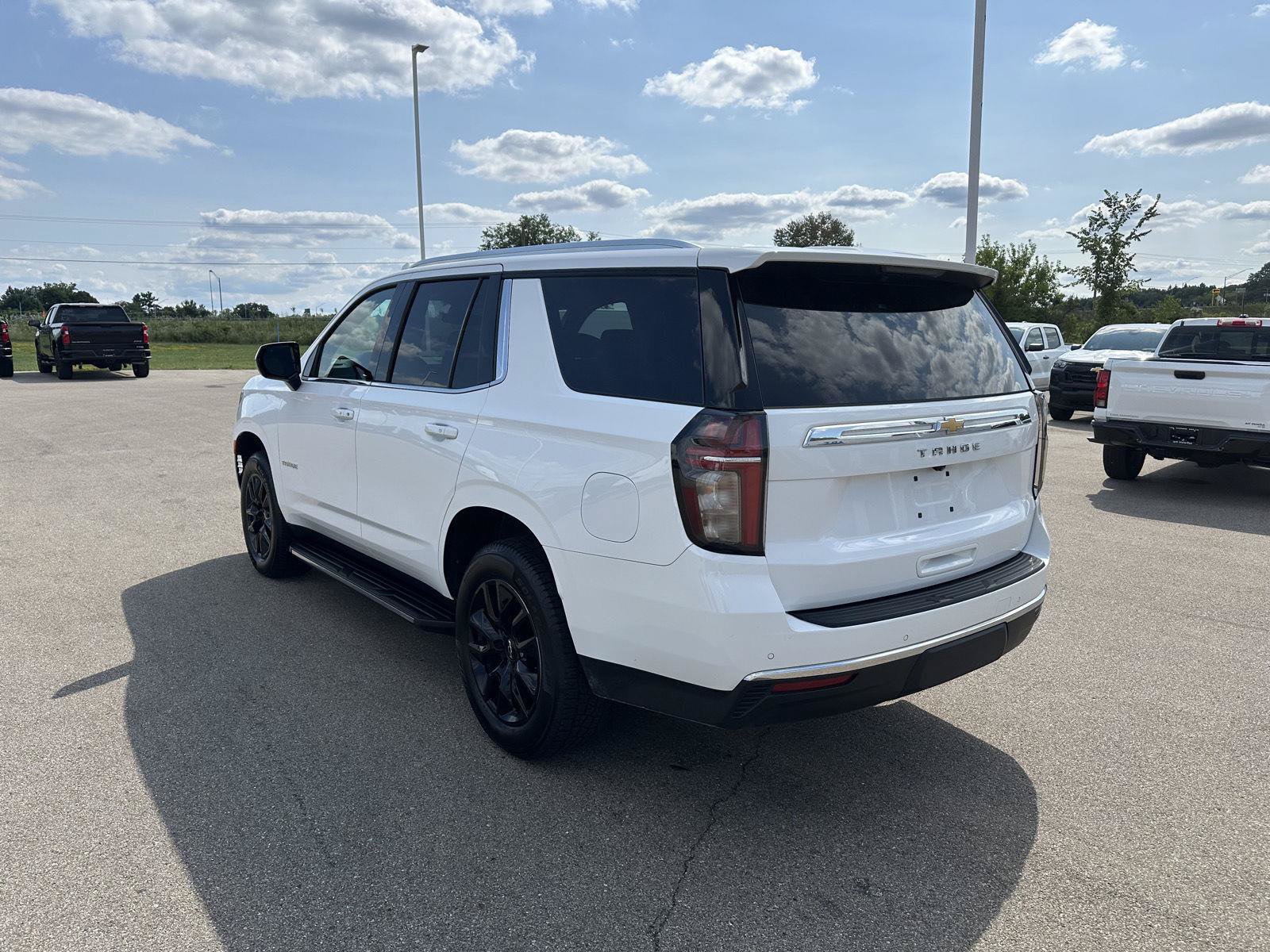 Used 2022 Chevrolet Tahoe LS w/ Driver Alert Package AWD/4WD image 6