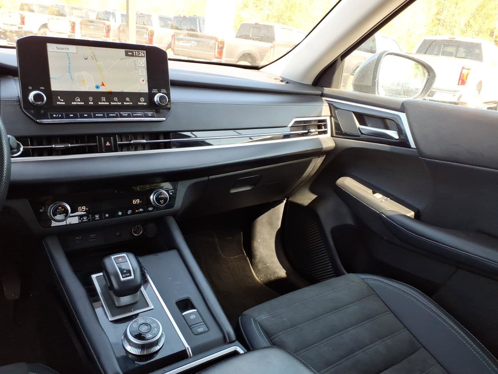 Used 2024 Mitsubishi Outlander SE image 19