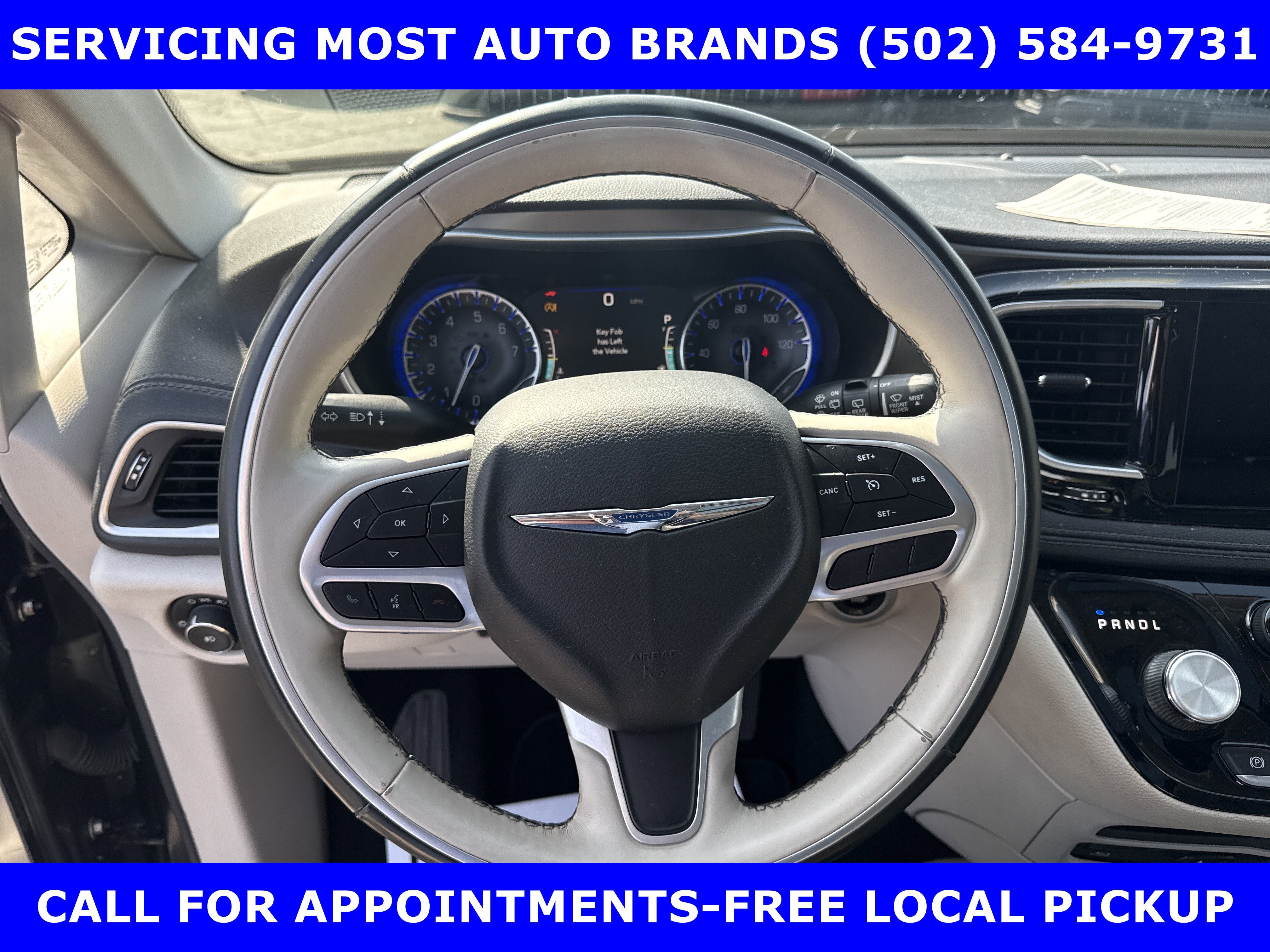 Used 2018 Chrysler Pacifica Limited image 25