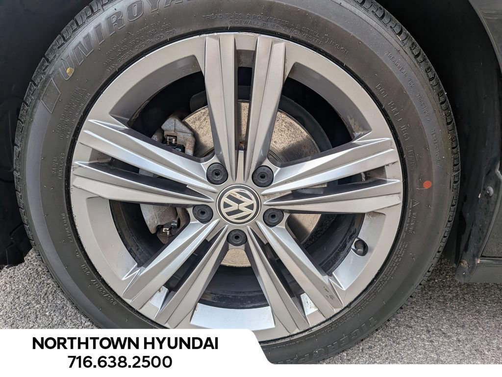 Used 2020 Volkswagen Jetta R-Line FWD image 36