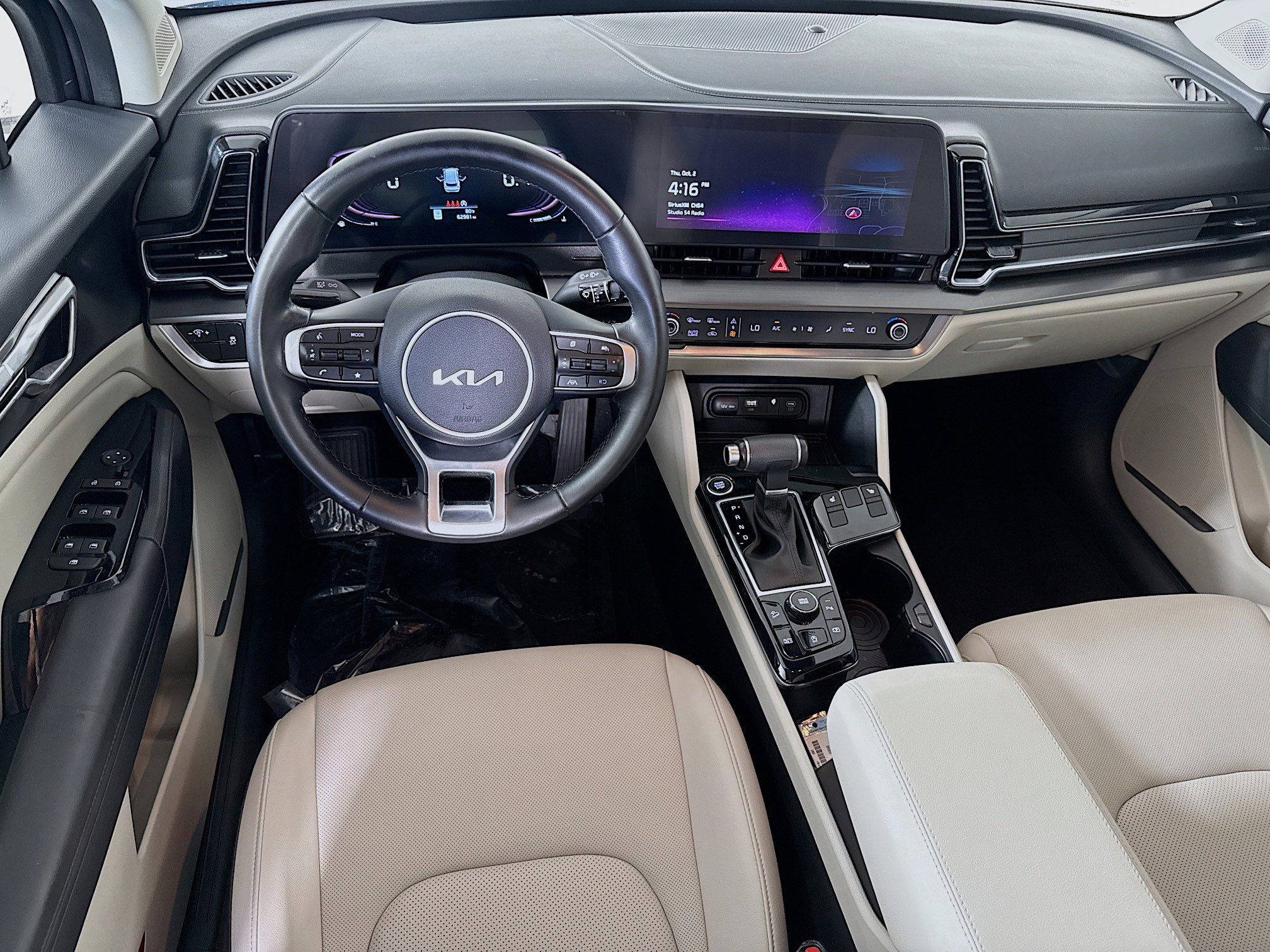 Used 2023 Kia Sportage EX image 17