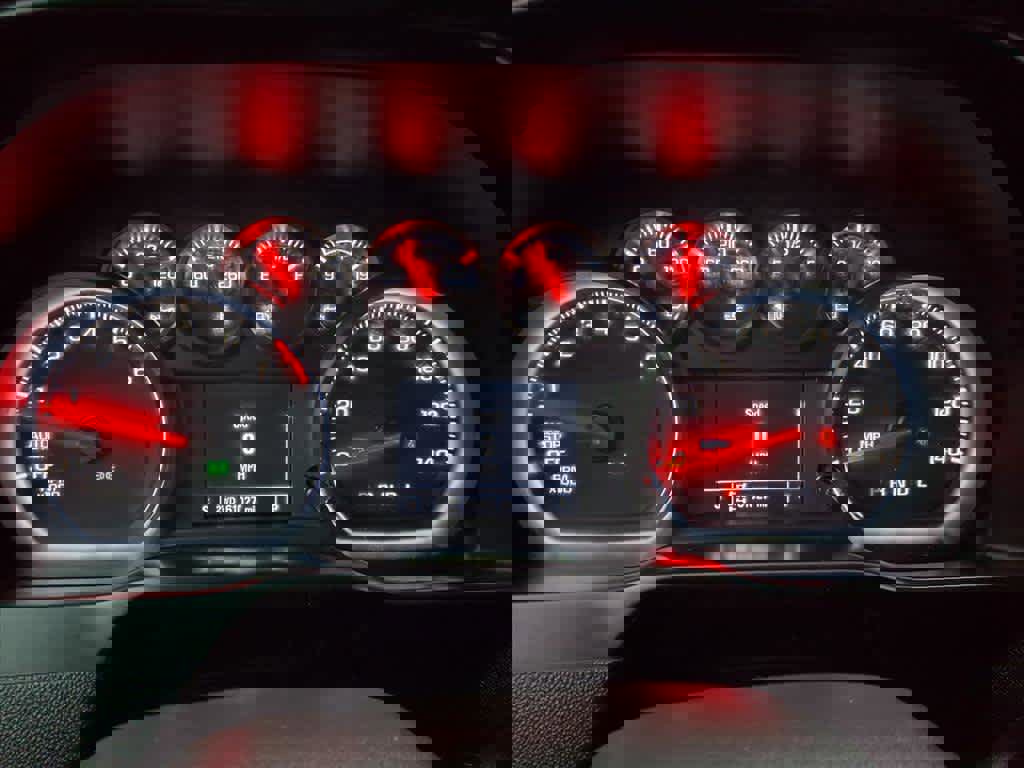 Used 2020 Chevrolet Silverado 1500 Custom w/ Custom Value Package image 21