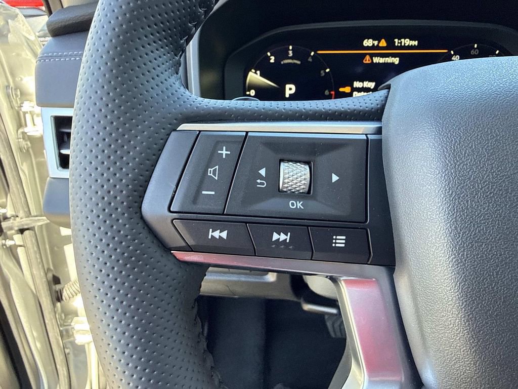 New 2026 Mitsubishi Outlander SE image 41