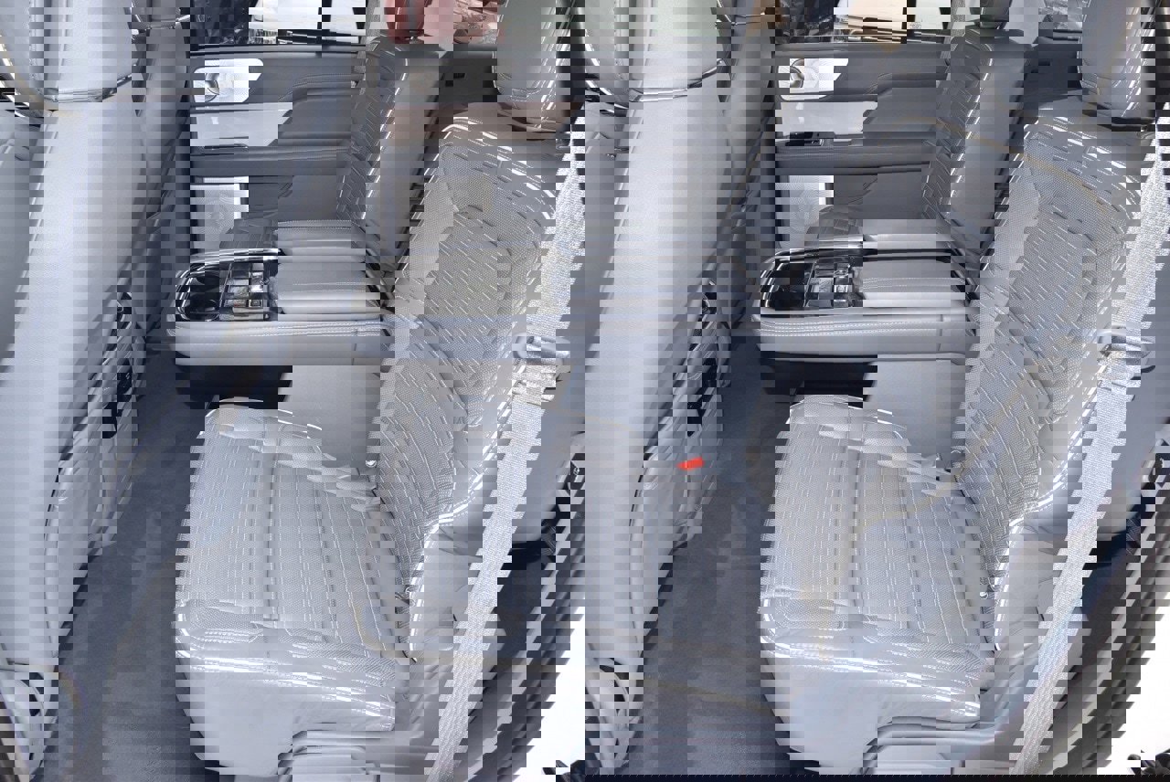 Used 2020 Lincoln Navigator Black Label image 14