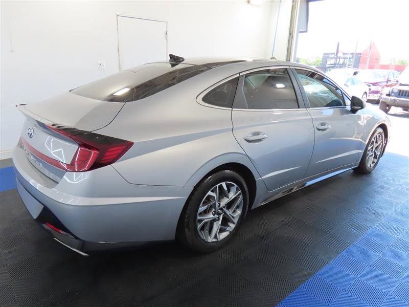 Used 2023 Hyundai Sonata SEL w/ Convenience Package FWD image 13