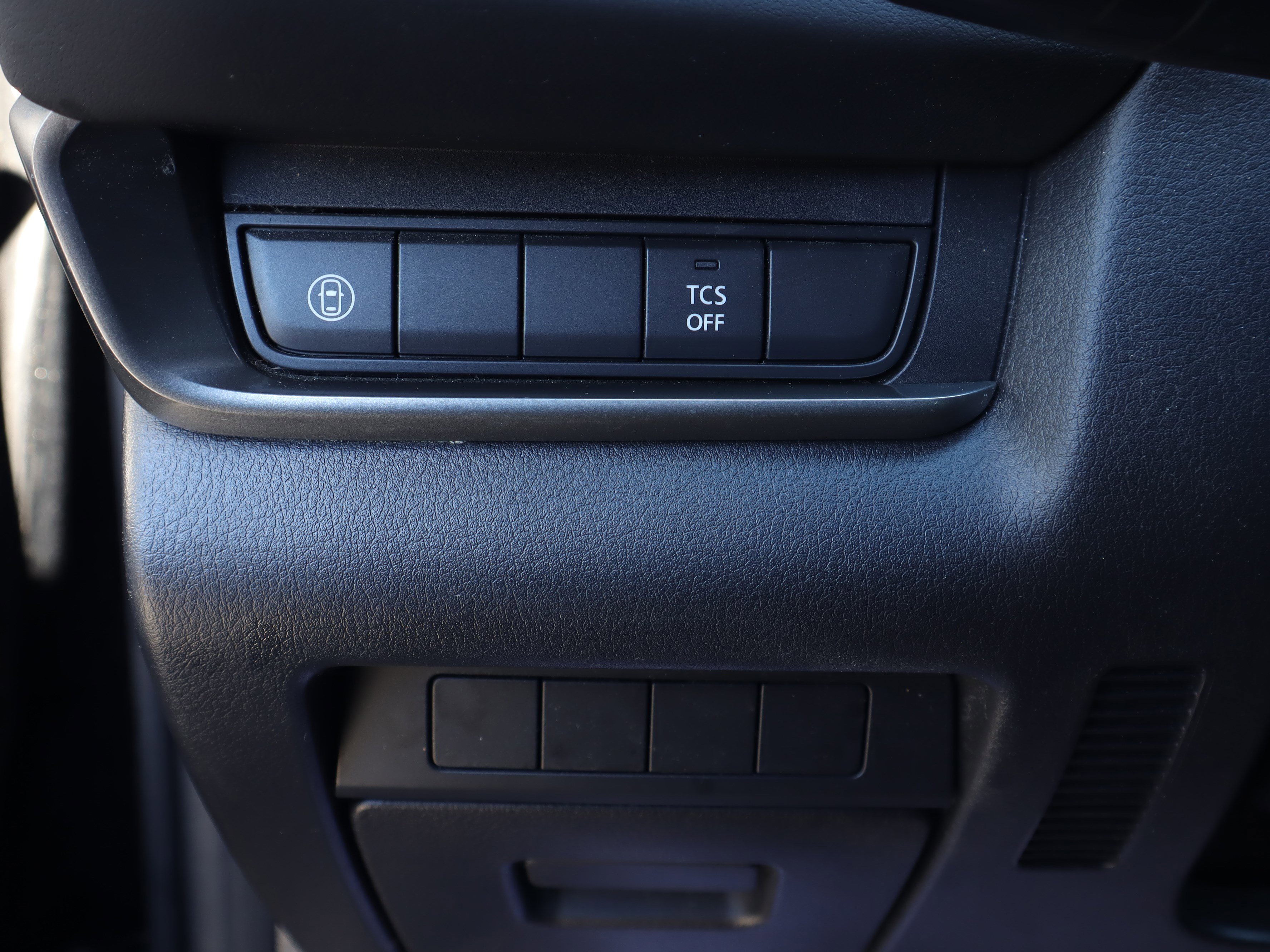 Used 2020 MAZDA CX-30 FWD image 19