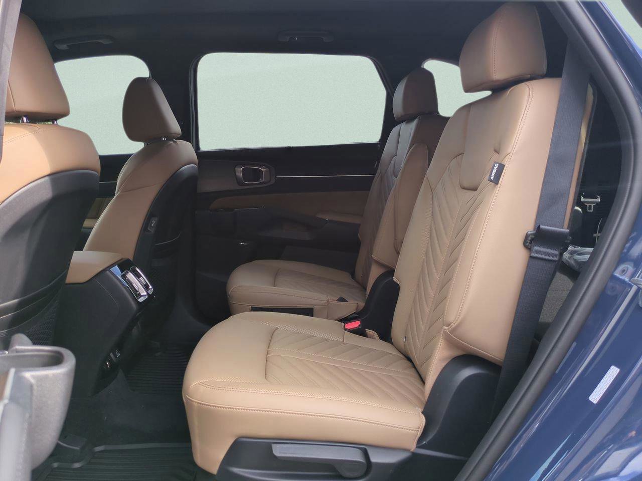 New 2026 Kia Sorento SX Prestige w/ Olive Brown Leather Package image 27