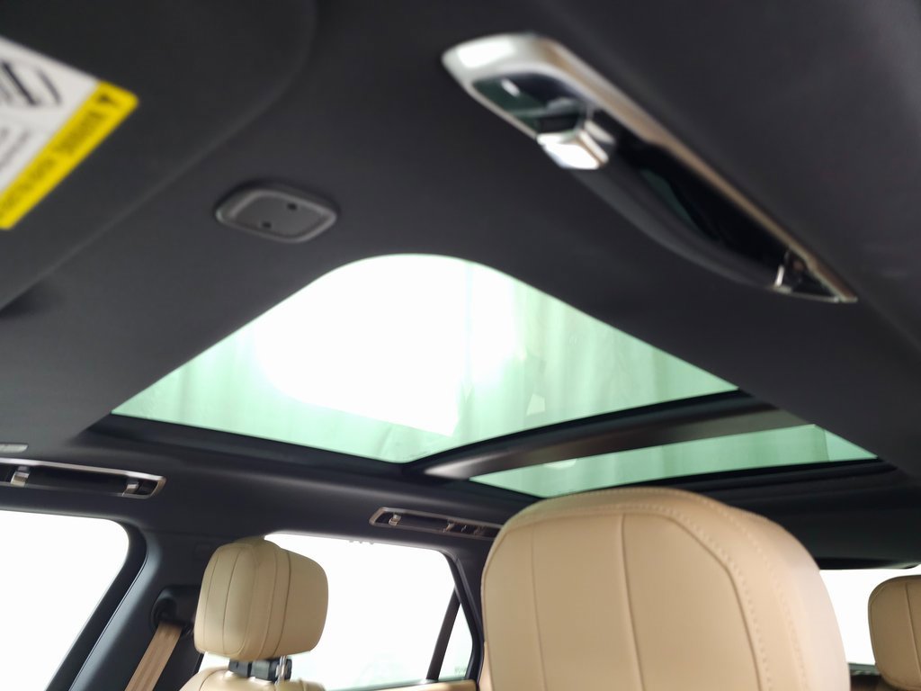 Certified 2024 Land Rover Range Rover Sport SE image 19