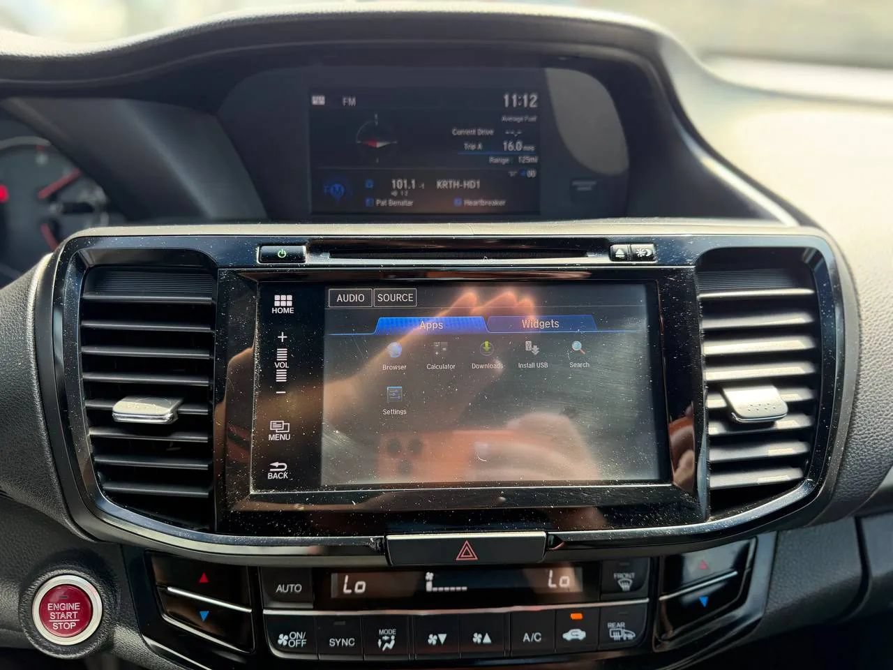 Used 2017 Honda Accord EX-L image 43