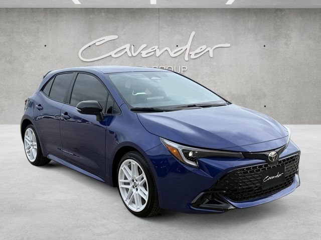 Used 2026 Toyota Corolla SE image 2