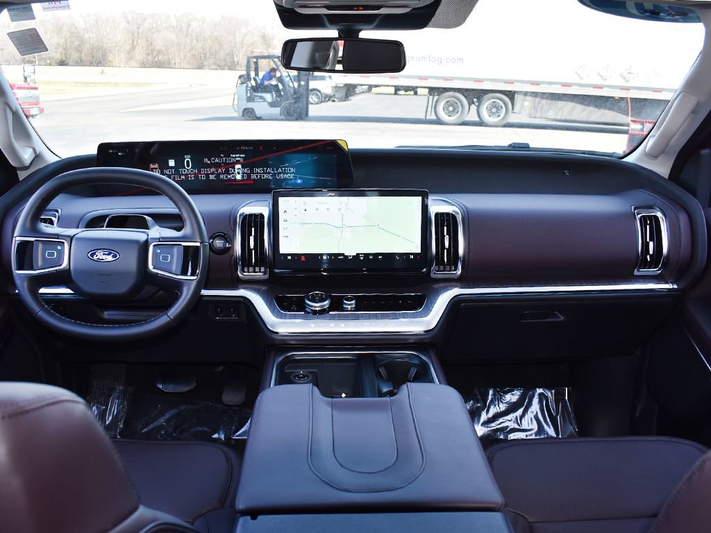 New 2026 Ford Expedition Max Platinum w/ Platinum Ultimate Package image 4