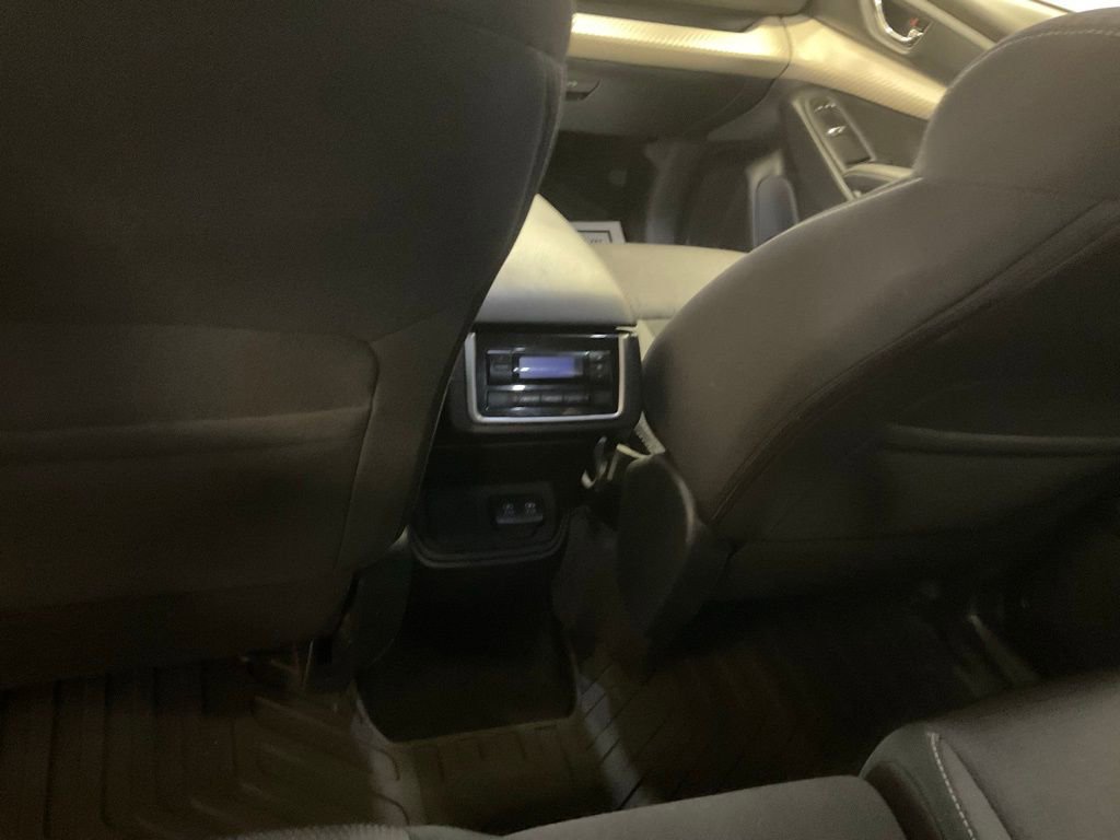 Used 2021 Subaru Ascent Premium w/ Convenience Package AWD/4WD image 28