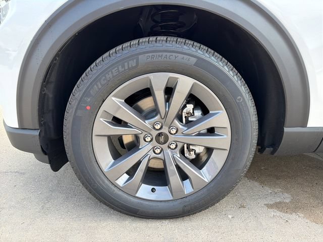 New 2026 Ford Explorer Active w/ Active Comfort Package AWD/4WD image 13
