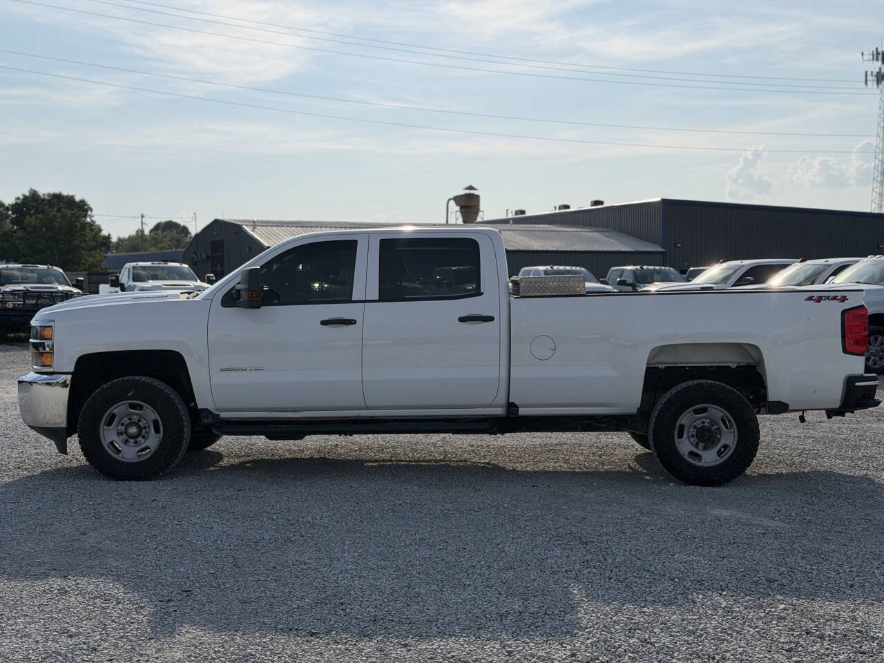 Used 2018 Chevrolet Silverado 2500 W/T w/ WT Convenience Package AWD/4WD image 2