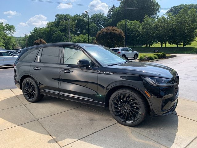 New 2026 Lincoln Aviator Reserve AWD/4WD image 7
