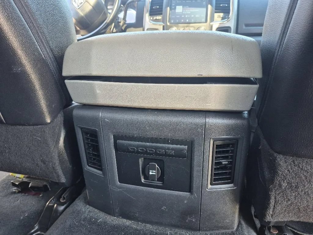 Used 2018 RAM 2500 Laramie w/ Sport Appearance Group AWD/4WD image 24