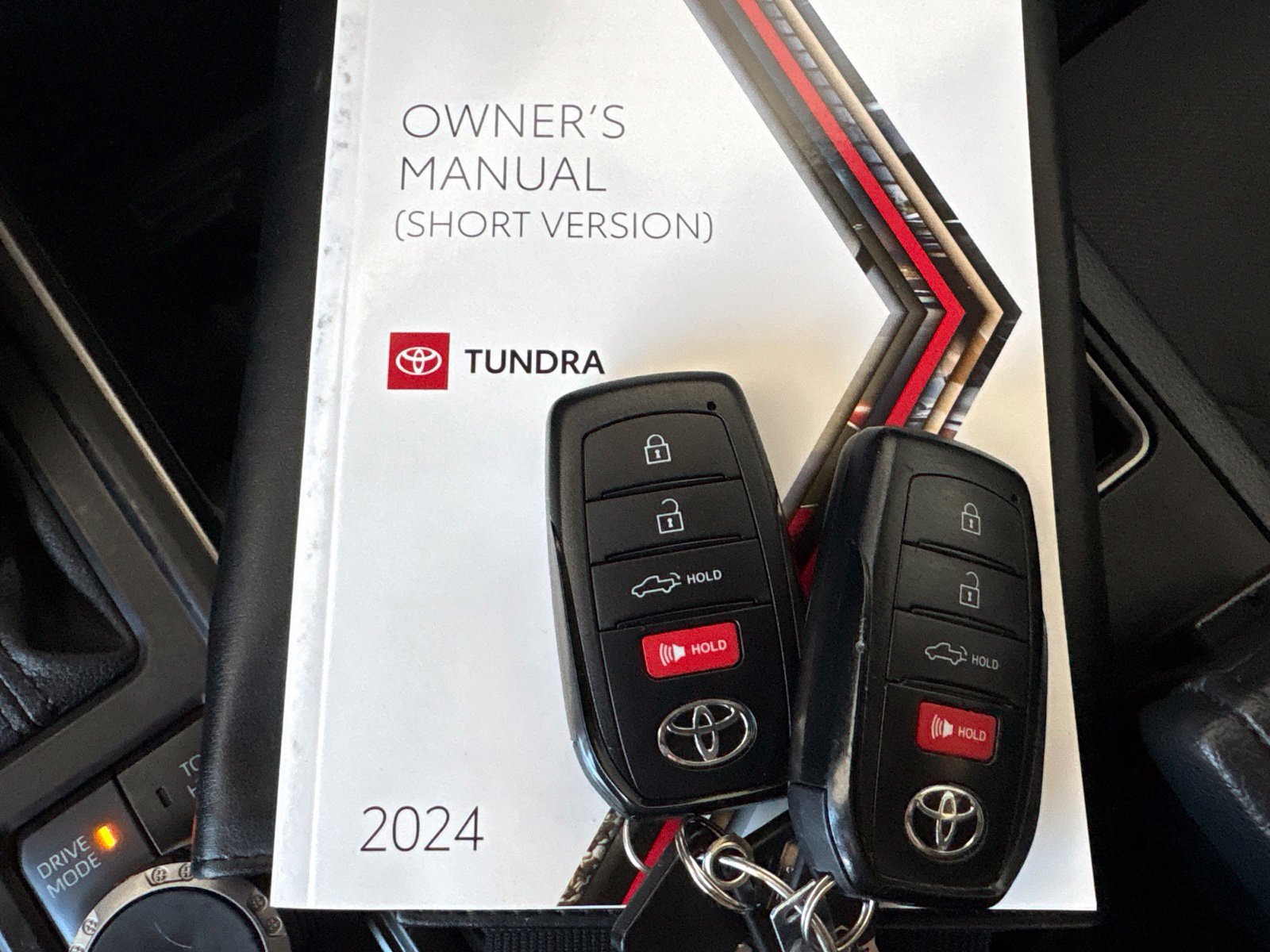 Used 2024 Toyota Tundra SR5 AWD/4WD image 33