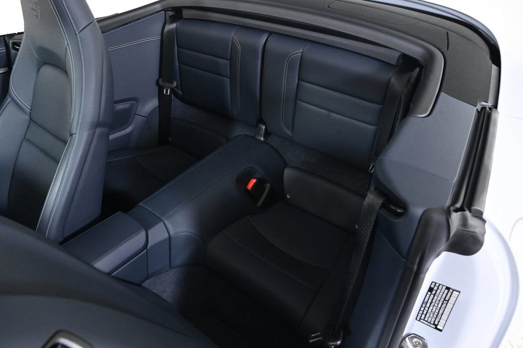 Used 2025 Porsche 911 Carrera image 19
