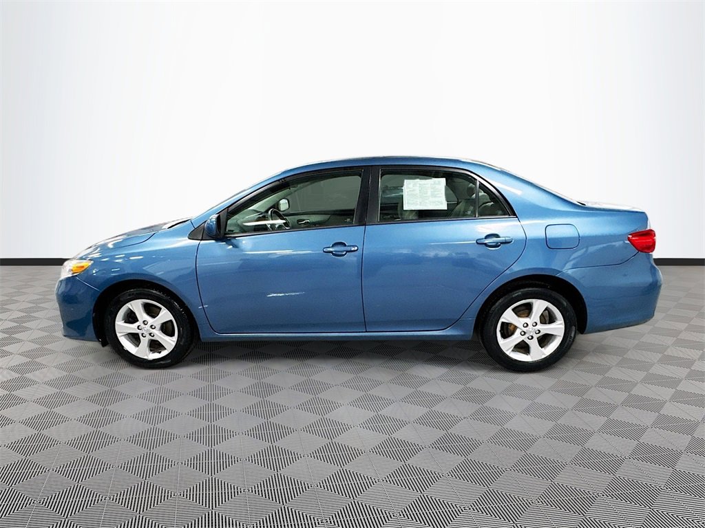 Used 2012 Toyota Corolla LE image 38