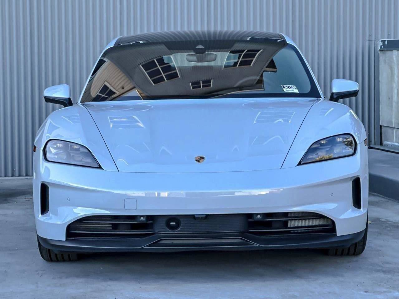 New 2025 Porsche Taycan image 74