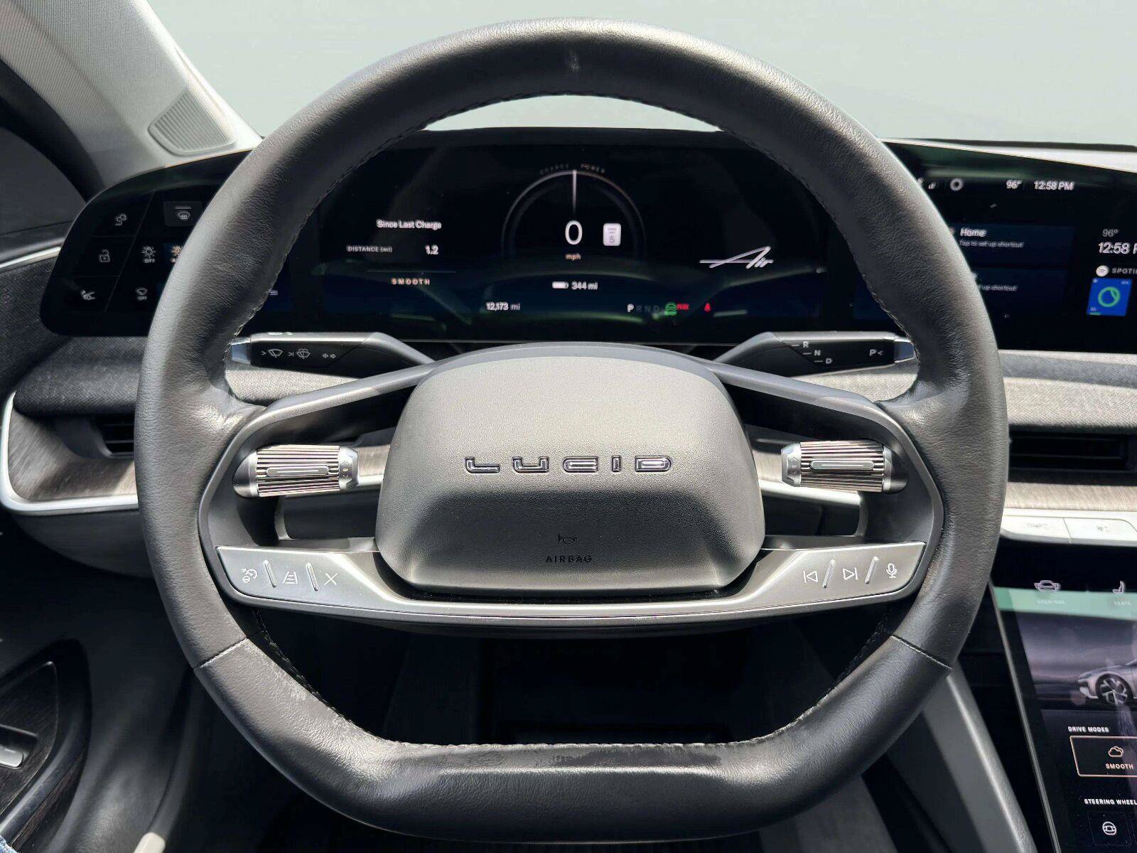 Used 2025 Lucid Air Pure RWD image 31
