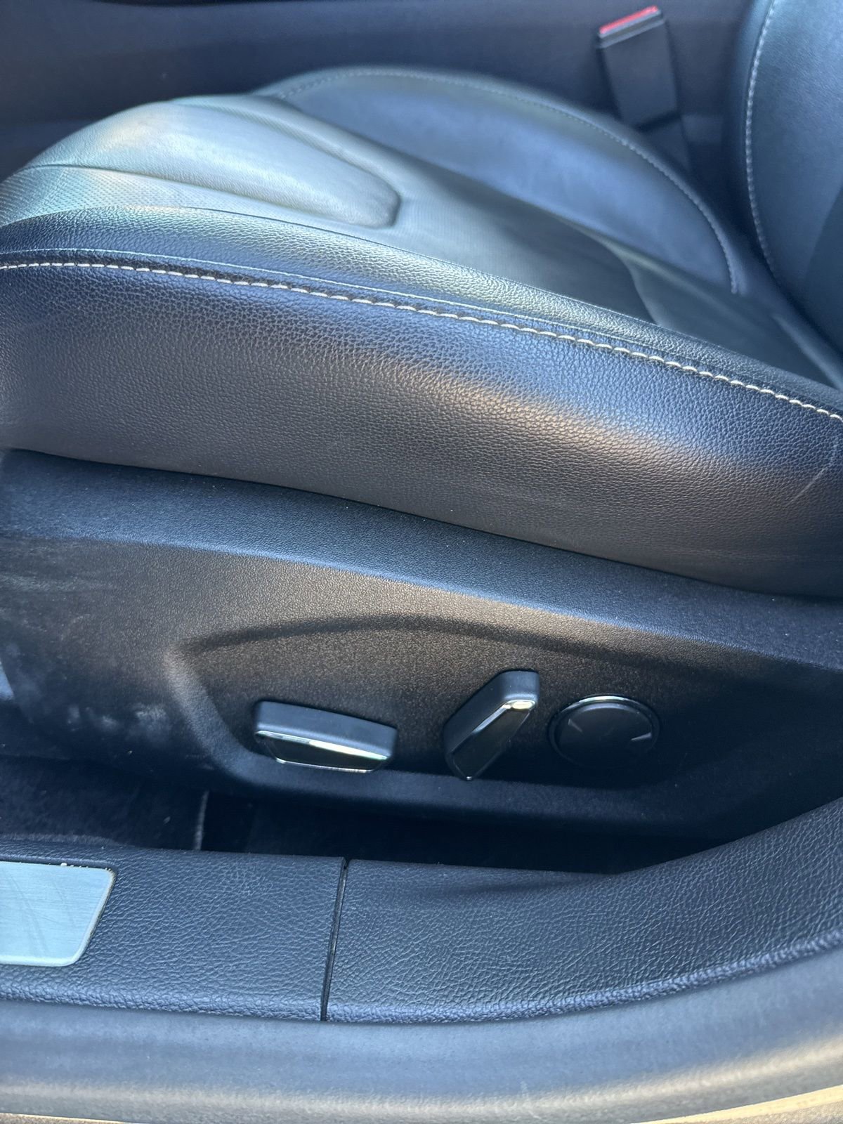 Used 2017 Ford Fusion Titanium image 14