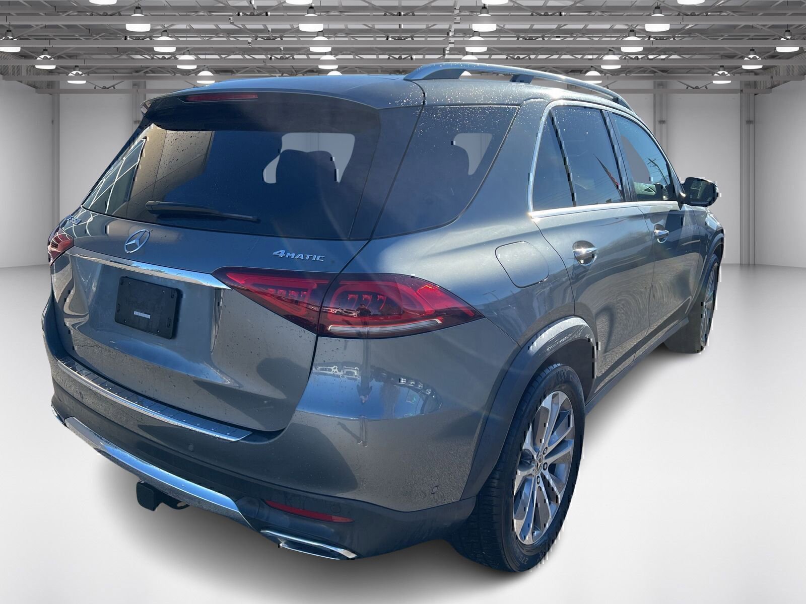 Used 2022 Mercedes-Benz GLE 350 4MATIC w/ Premium Package image 5