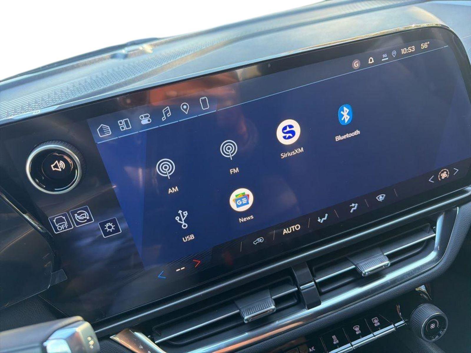 New 2026 Chevrolet Equinox EV LT FWD image 11