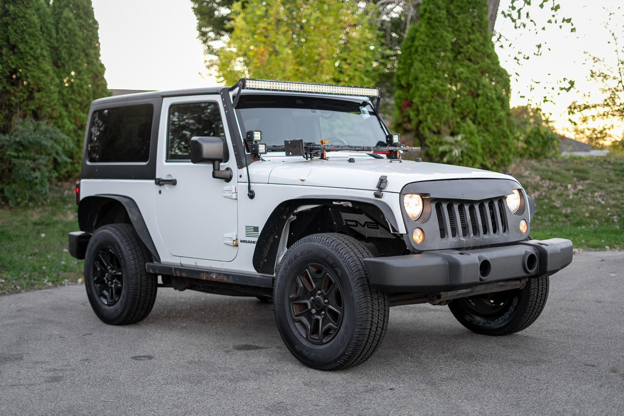 Used 2015 Jeep Wrangler Sport image 3
