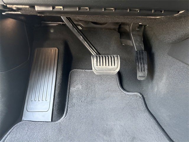 New 2025 Jeep Grand Cherokee Altitude image 14