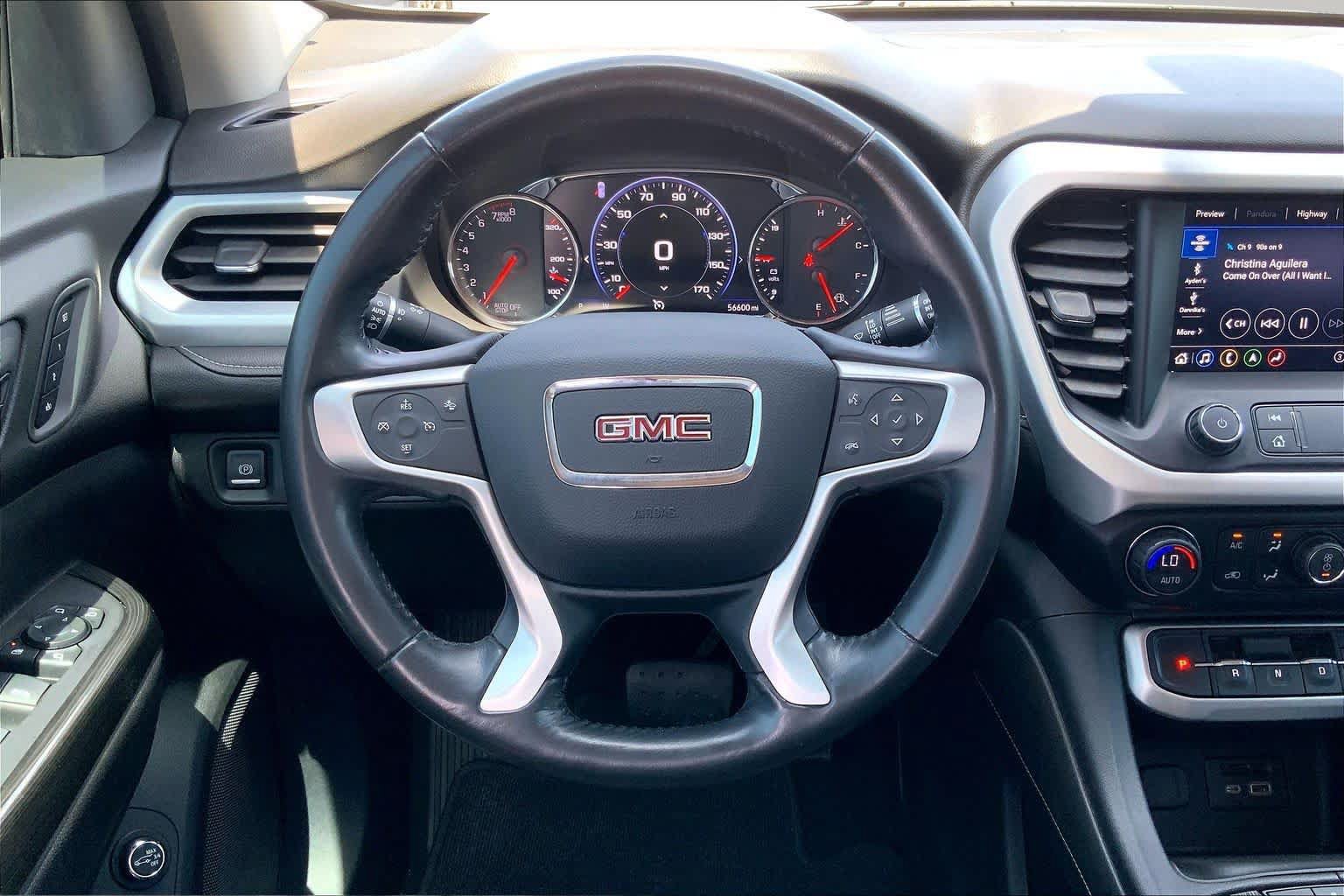 Used 2020 GMC Acadia SLT w/ Driver Alert Package II FWD image 5
