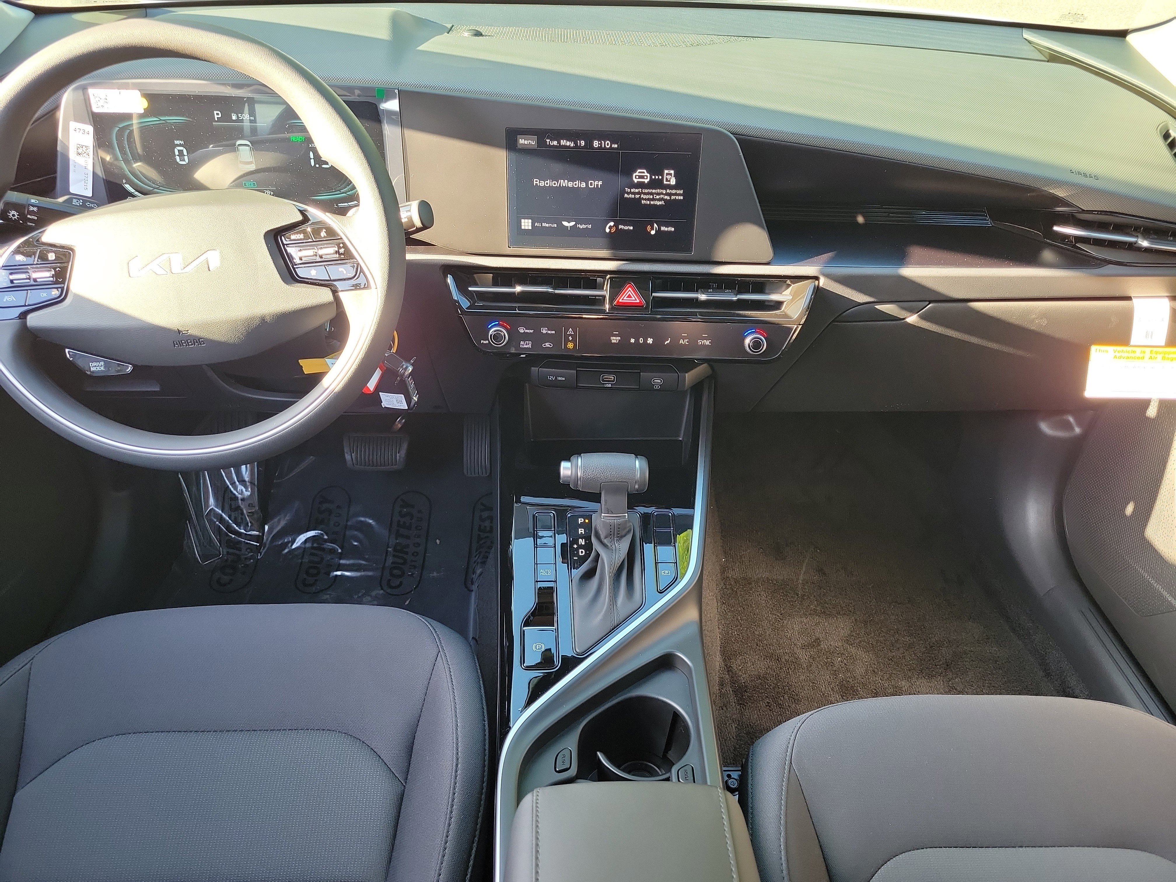 New 2026 Kia Niro LX FWD image 9